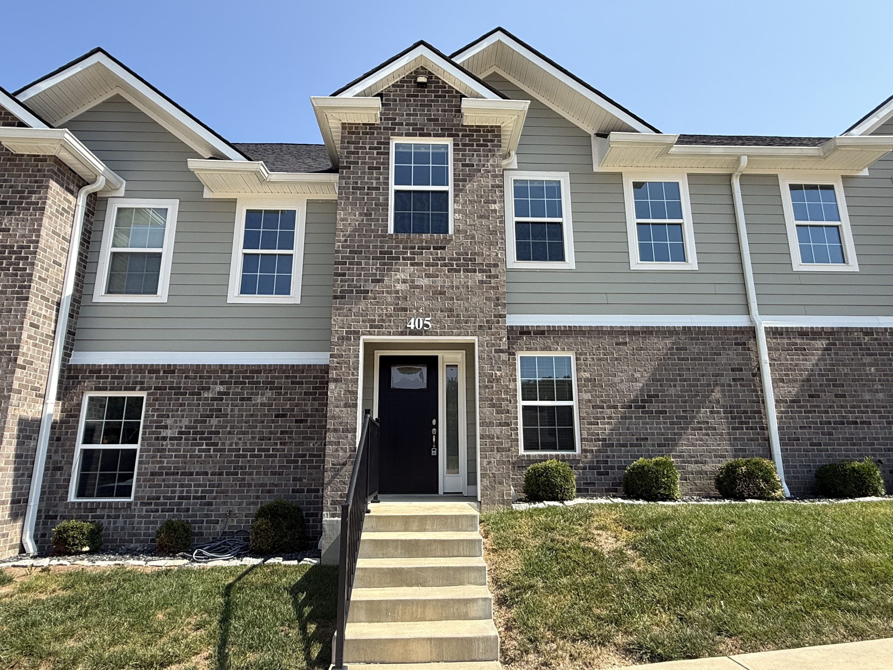 405 Creekview Drive