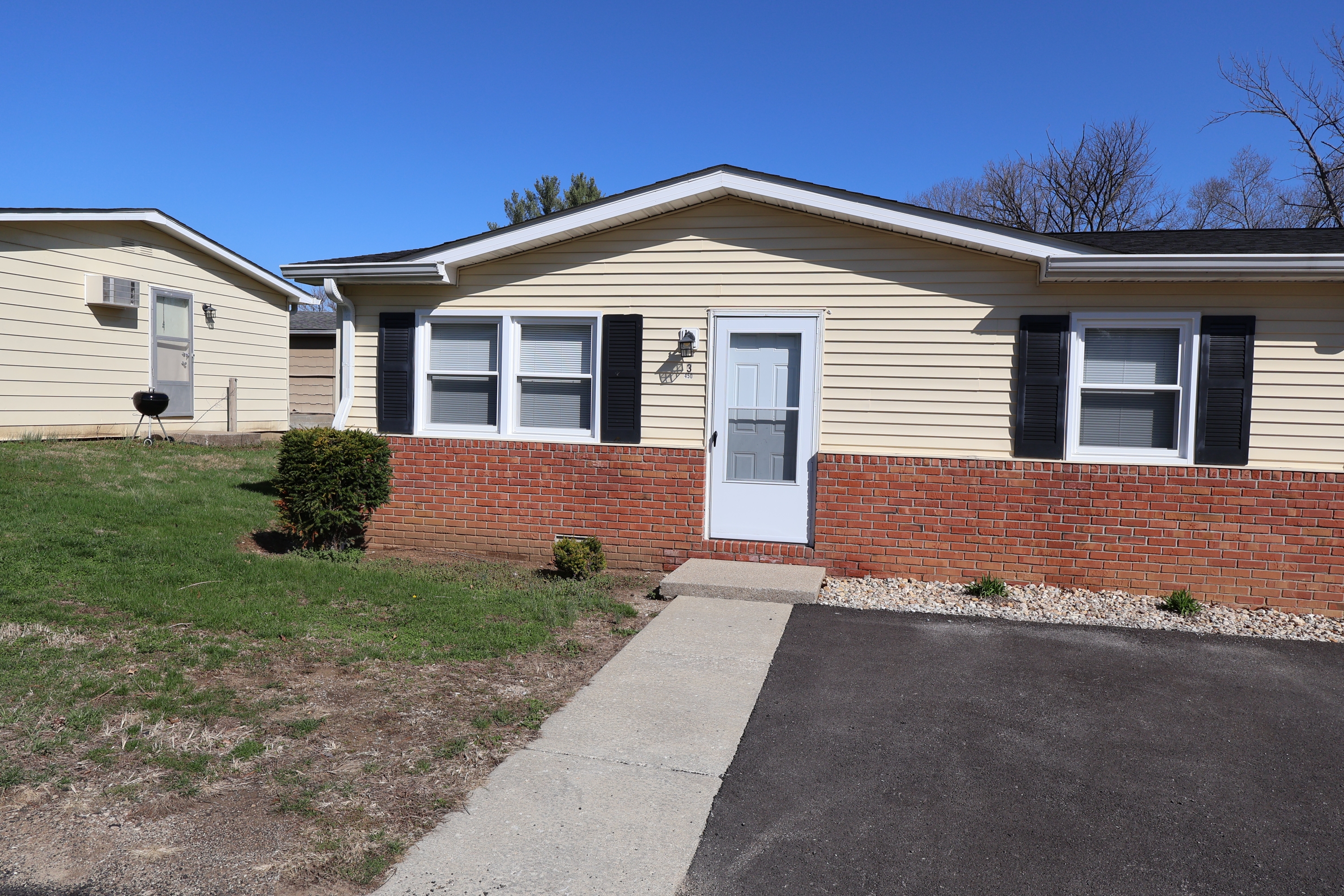 450 Greensburg Street